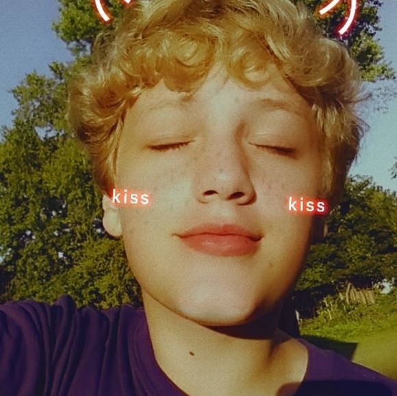 Meet your Posher, Teagan - Picture 1 of 1